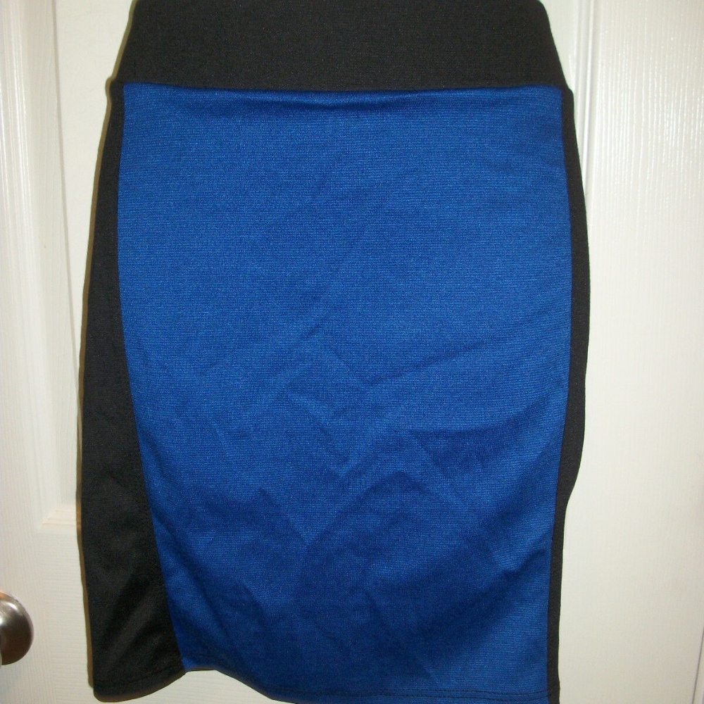 NEW LUV ME MORE Skirt Juniors 1X 2X 3X JERSEY KNIT